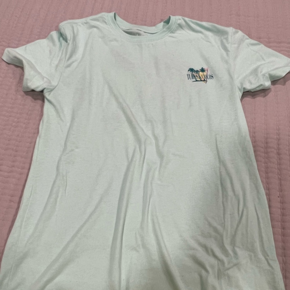 Like New Pacsun Turks & Caicos T shirt Mens Size Small